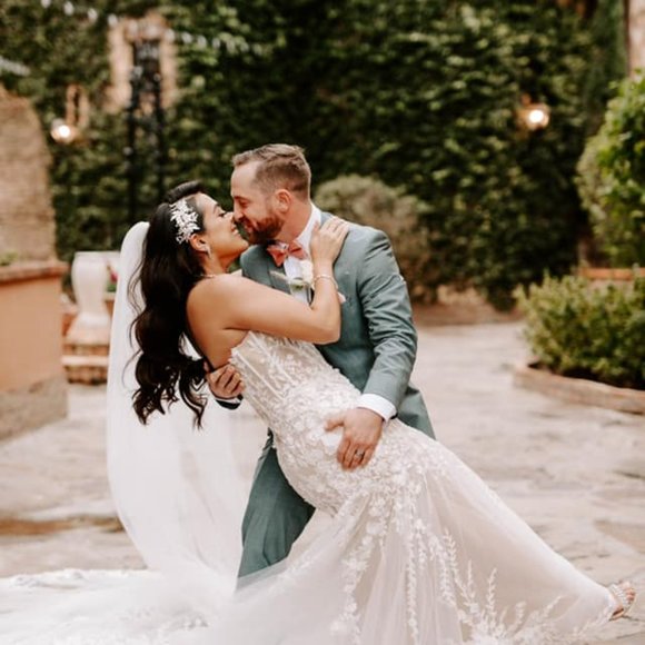 Calla Blanche Lilia Wedding Dress with Matching Cathedral Veil - Picture 7 of 12